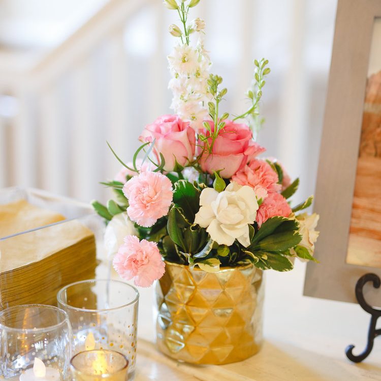Gold Geometric Vase & Votives