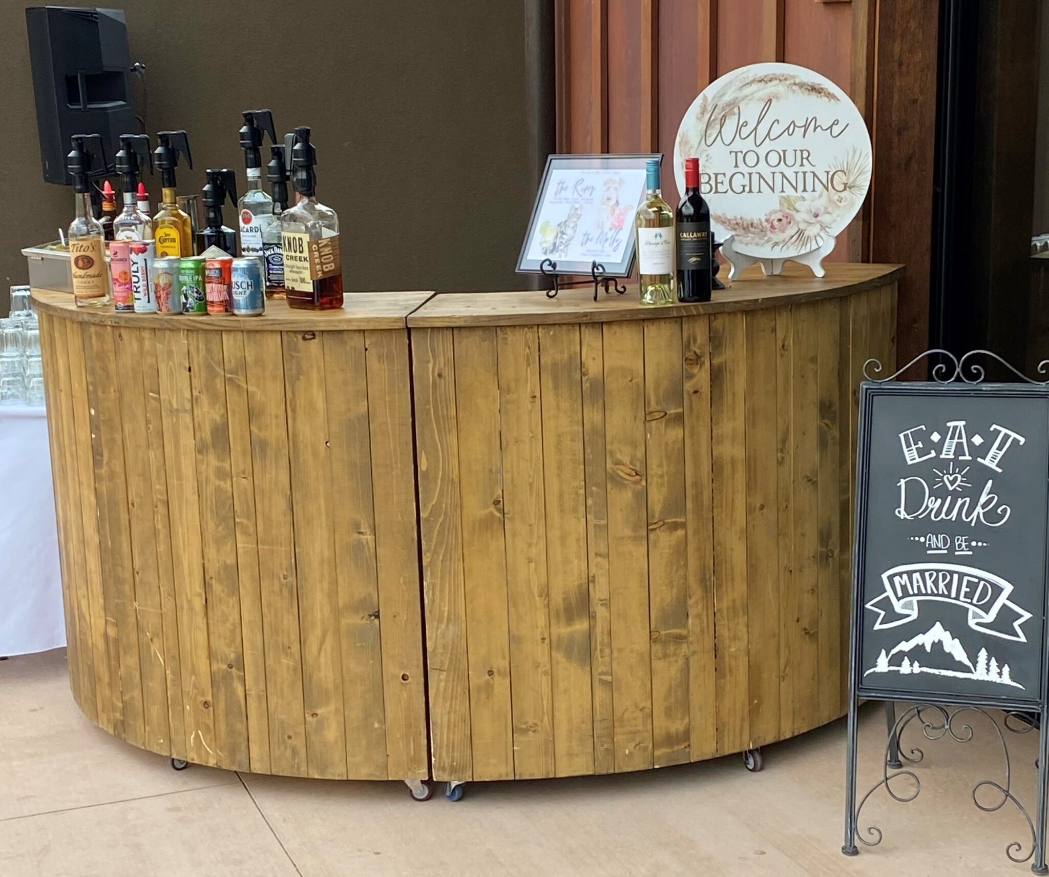 Horseshoe Bar St. Party Rentals